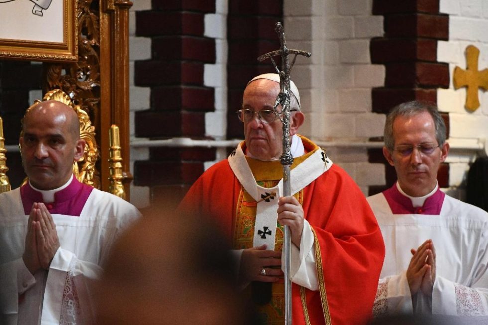 Papa pede que status quo de Jerusalém seja mantido