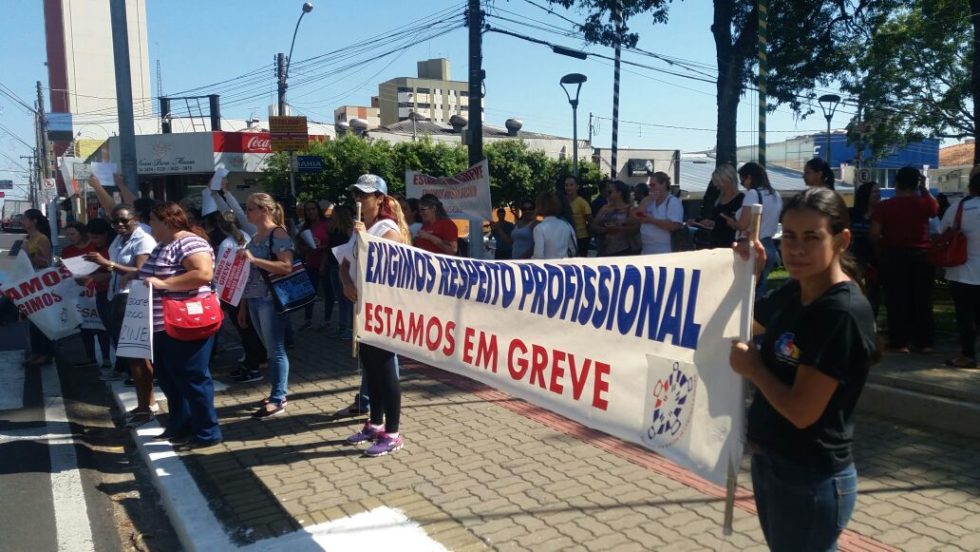 Funcionários da Saúde entram em greve em Marília