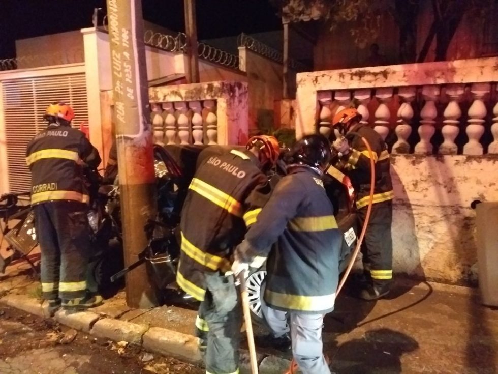 Bombeiros atendem grave acidente na Região