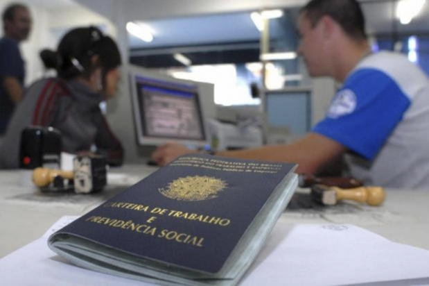 País fecha 12.292 vagas formais em novembro