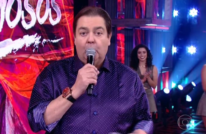 Faustão critica vinheta de final de ano da Globo