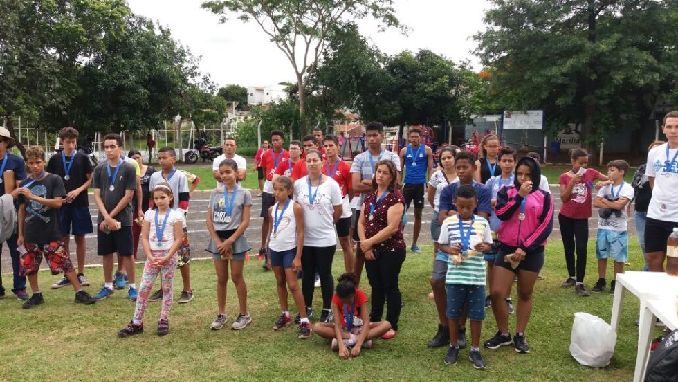 Festival de Atletismo reúne 160 pessoas no Pedro Sola