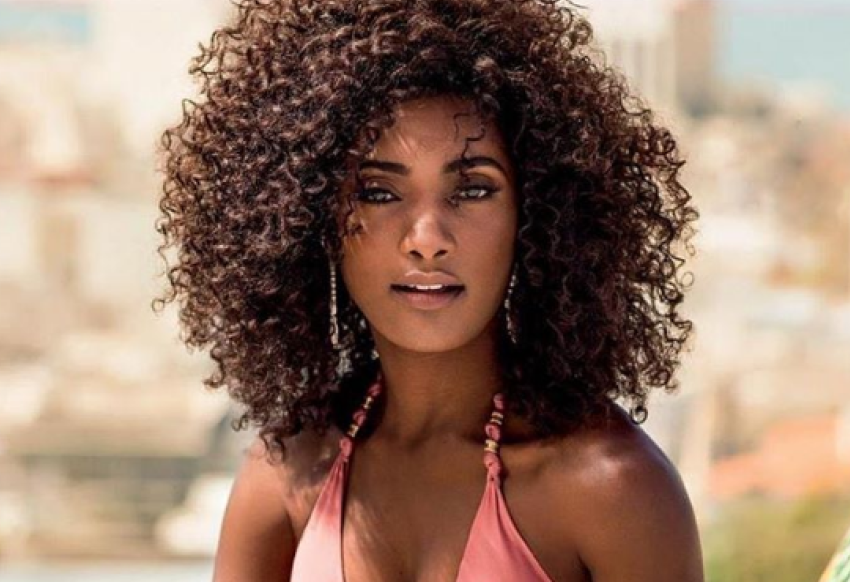 Erika Januza diz ter sofrido racismo em loja