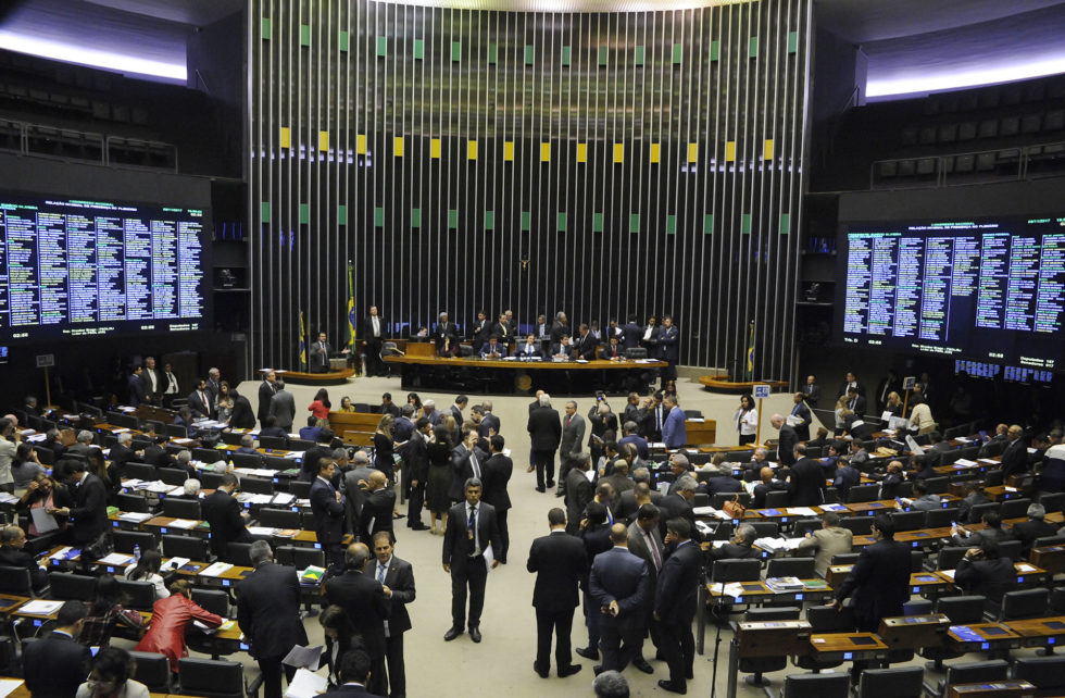 Congresso derruba veto sobre ajuda à Santas Casas