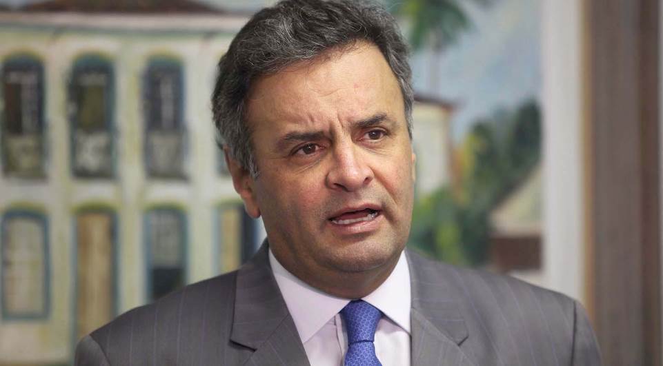 PGR insiste em bloqueio de bens de Aécio