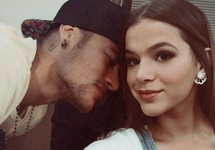 Neymar curte foto de Marquezine e internet surta