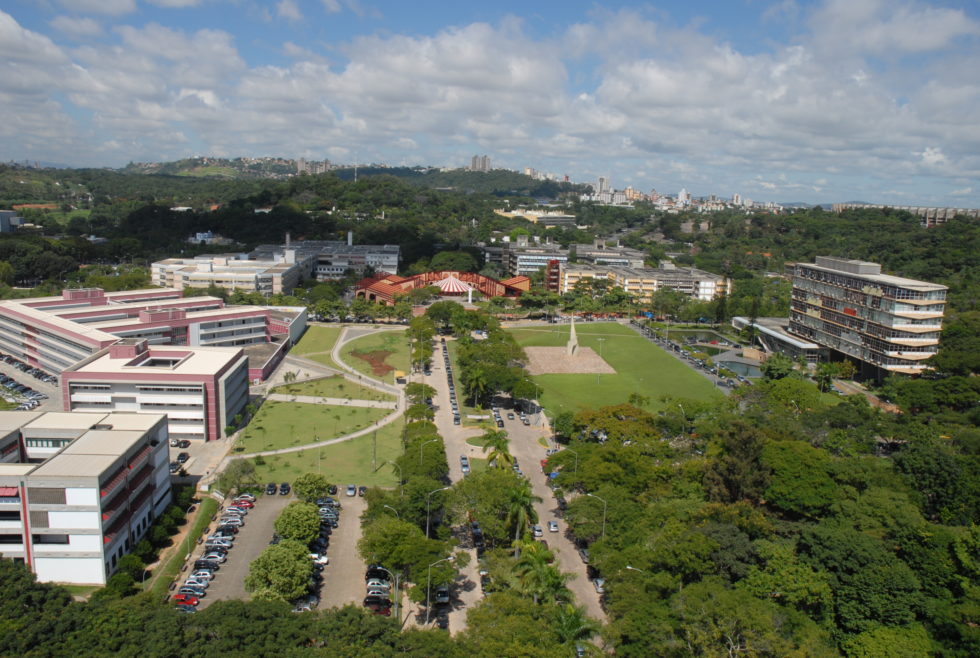 Operação investiga desvios de recursos na UFMG