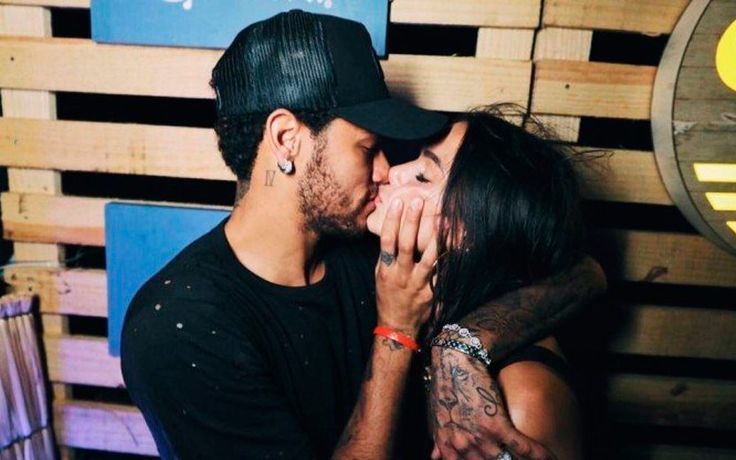 Cachê de Marquezine ‘infla’ após volta com Neymar