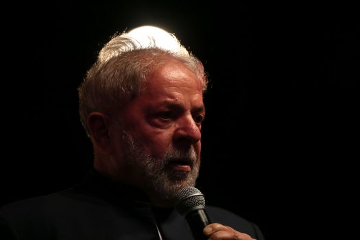 Lula insiste que não cometeu crime