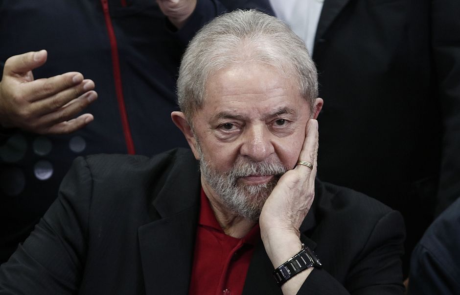 Recibos de Lula são ‘ideologicamente falsos’