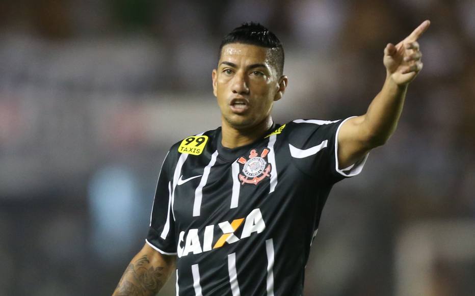 Corinthians anuncia volta do ‘cão bravo’ Ralf