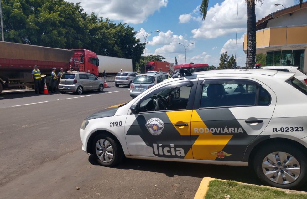 Blitz da Lei Seca autua 13 motoristas em Marília