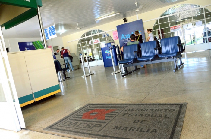 Comitiva pede reformas de aeroporto ao Daesp