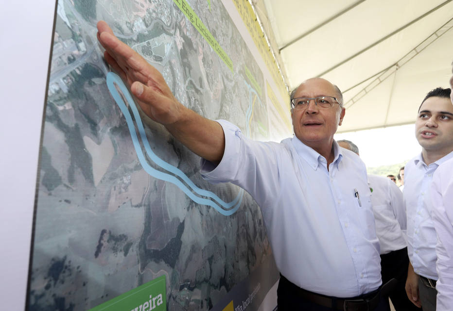 Alckmin entrega obra que só vai abrir em 90 dias