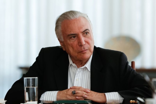 Temer evita falar em demissão de Segovia