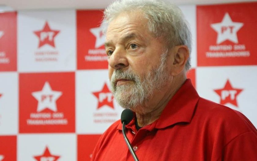 Lula diz que vai brigar até o fim para ser candidato