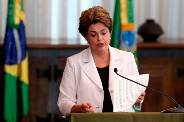 Dilma muda domicílio eleitoral e pode se candidatar