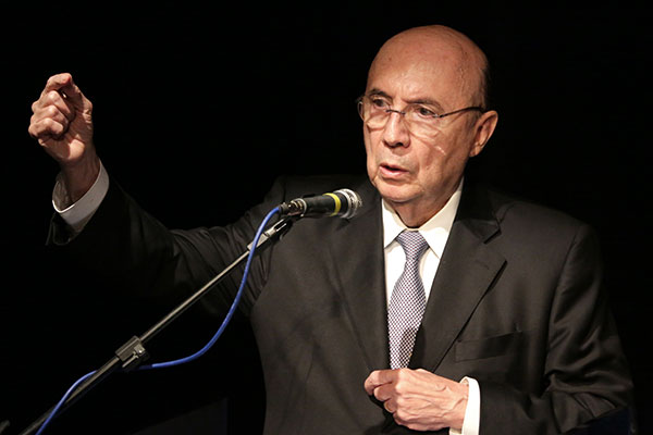 Radicais chamam mais atenção na pré-campanha, afirma Meirelles