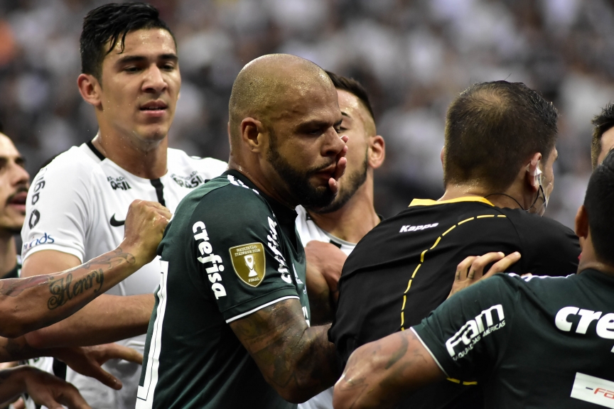 Briga em final tira Felipe Melo de 5 jogos no Paulistão