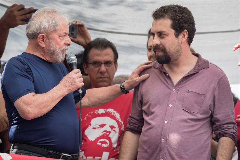 Boulos diz que não descansará até que Lula seja solto