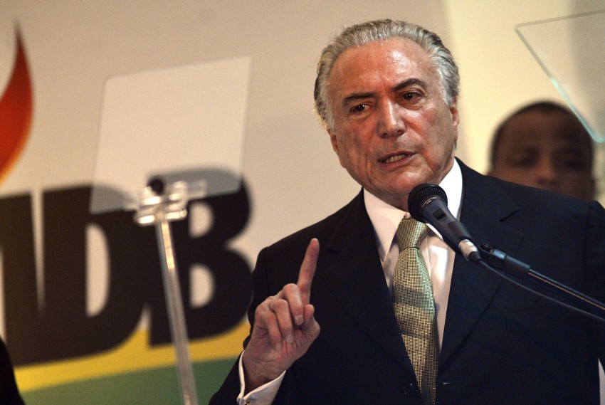 Temer reconhece ‘momento difícil’ na política