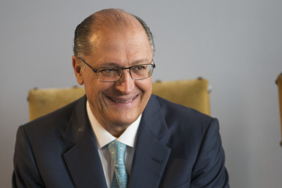 Alckmin diz acreditar que Temer não será candidato este ano