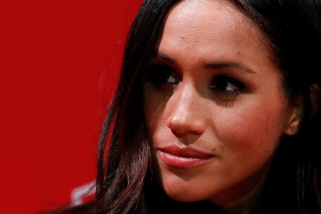 Meia-irmã de Meghan Markle quebra tornozelo em acidente