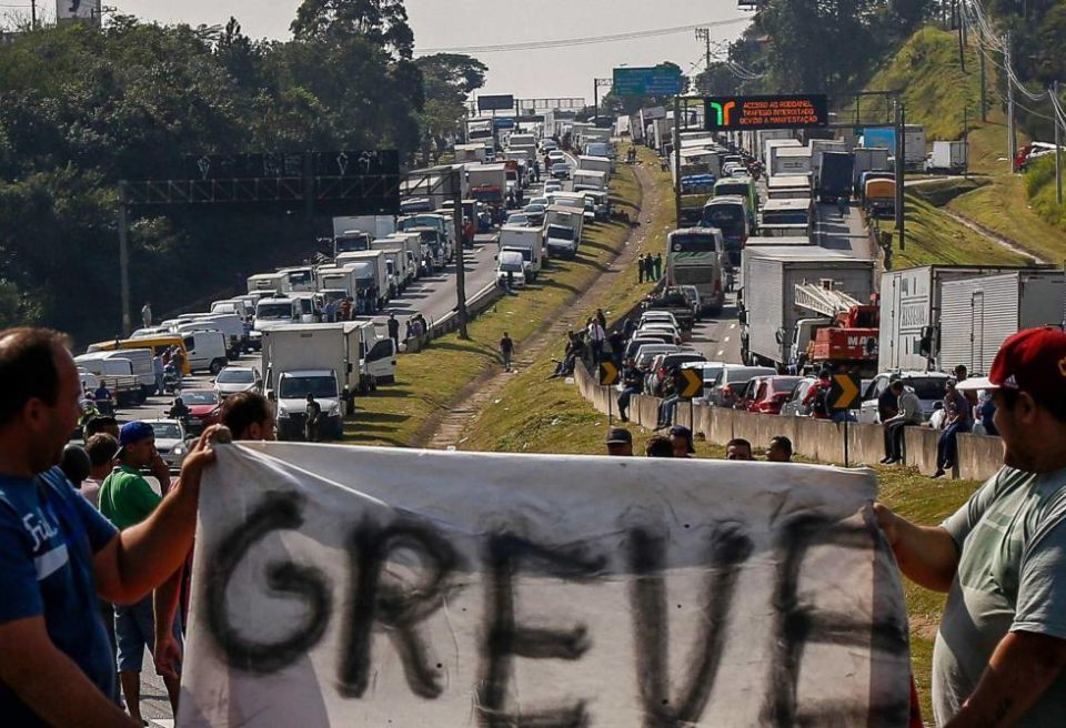 PIB deve ter perda de até R$ 25 bilhões com crise