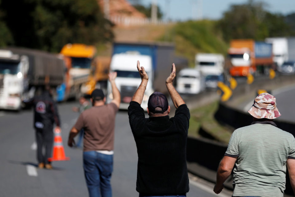 Governo ignorou pedidos do movimento dos caminhoneiros