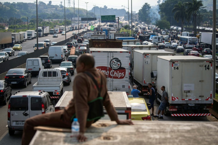 Caminhoneiros devem voltar ao trabalho hoje, diz presidente da Abcam