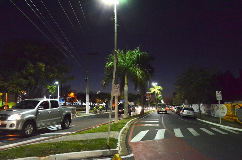 Educadora é roubada enquanto corria na Avenida das Esmeraldas