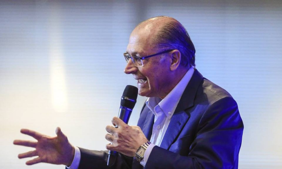 ‘Bolsonaro e PT são a mesma coisa, corporativismo puro’, diz Alckmin