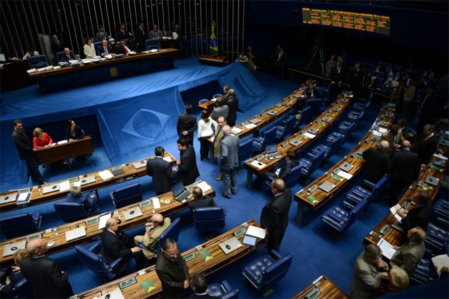 PT vai propor fim de renúncia a petroleiras como alternativa ao PIS-Cofins