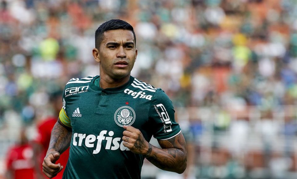 Pré-selecionado para a Copa, Dudu vira desfalque para o Palmeiras