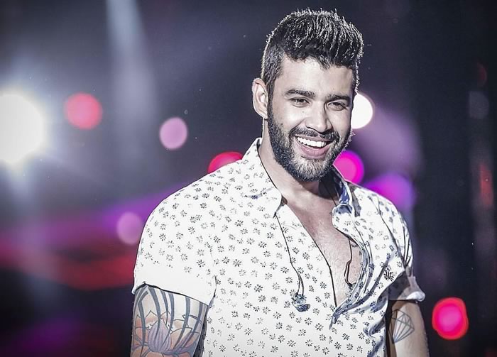 Gusttavo Lima demite todos os músicos da sua banda