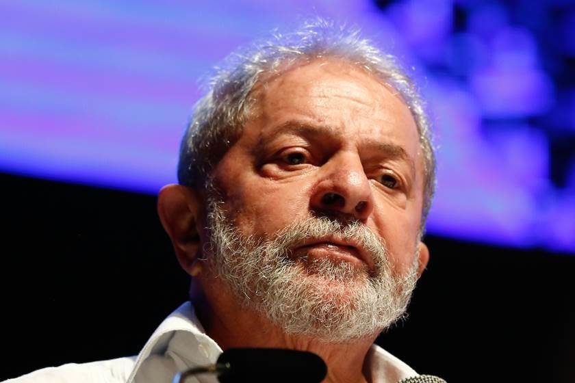 Lula recorre contra decisão do TRF4 que barrou recurso ao STF