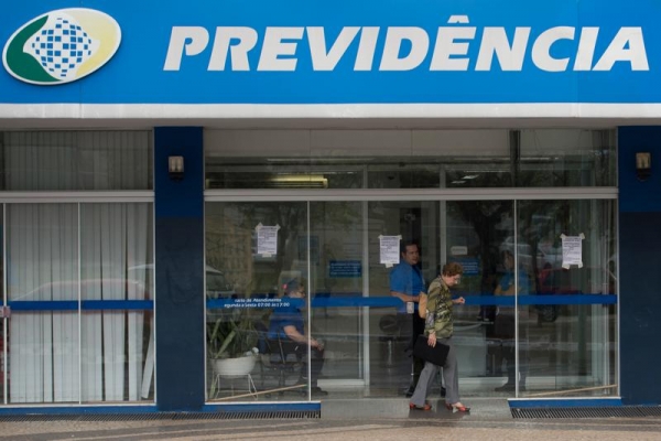 43% dos brasileiros veem necessidade de reforma da previdência