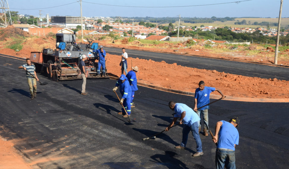 Prefeitura conclui asfalto na interligação de bairros na zona Norte