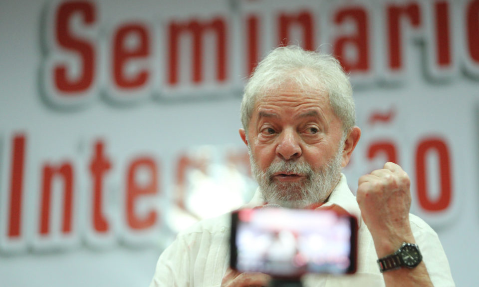 Defesa de Lula pede ‘correção’ a Alexandre de Moraes