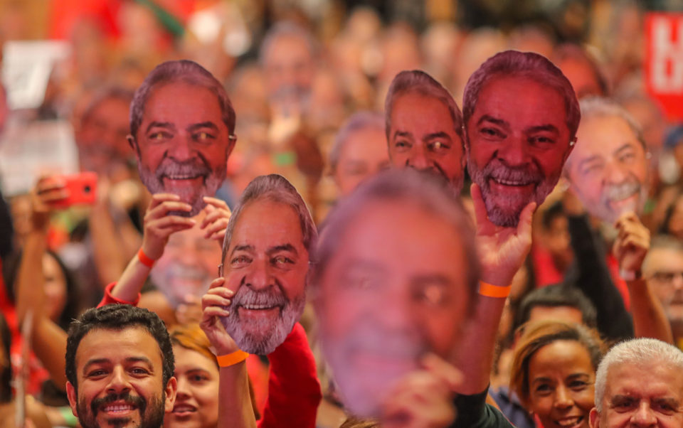 Em ‘lançamento’ de pré-candidatura de Lula, PT ataca mercado financeiro