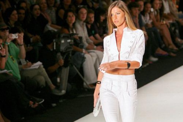 Gisele Bündchen pede desculpas após fala sobre modelos