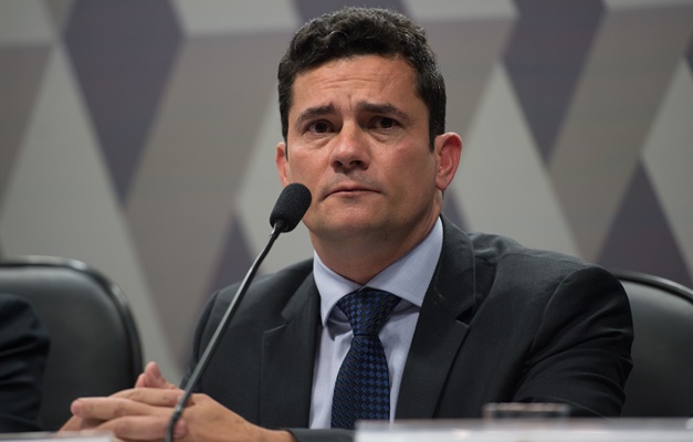 Moro marca interrogatório de Lula no caso sítio para 11 de setembro