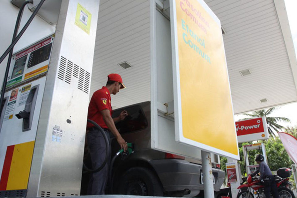 Governo estuda ‘seguro’ para a gasolina