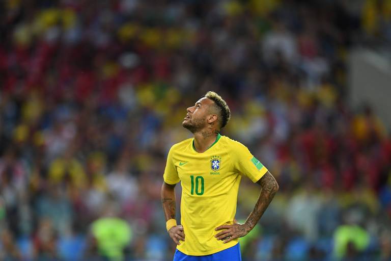 Neymar minimiza críticas e alfineta: ‘É para tentar me minar’