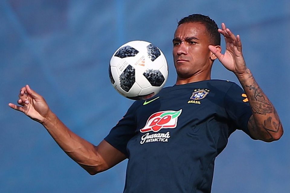 Lateral Danilo sofre nova lesão e não jogará mais na Copa do Mundo