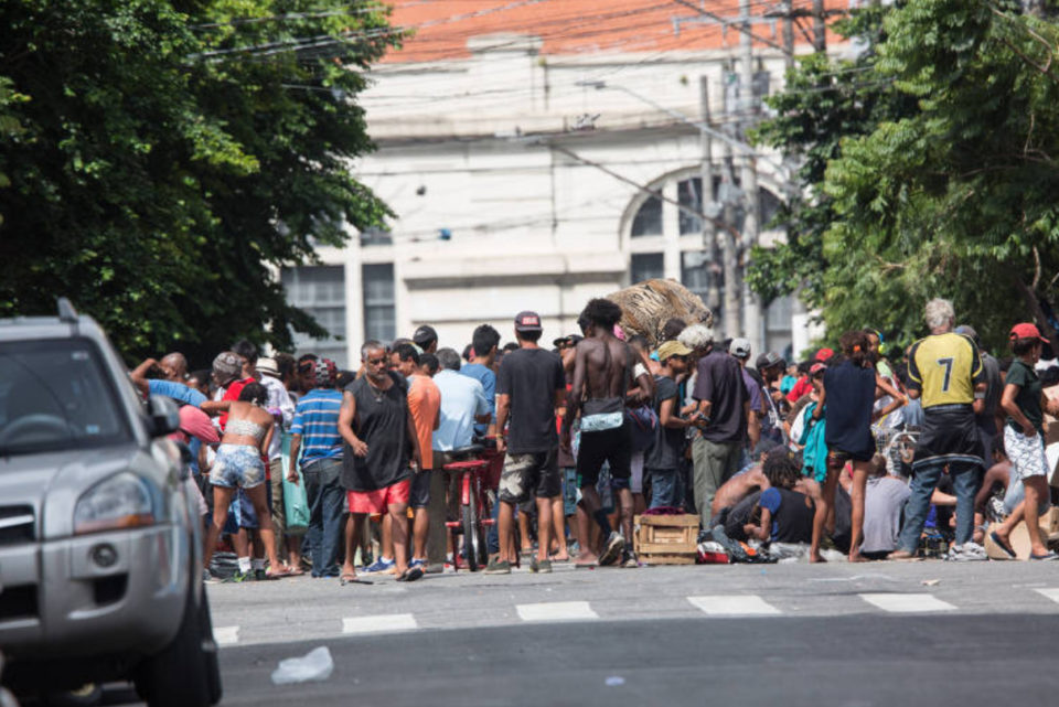 Covas quer cadastro dos usuários de drogas