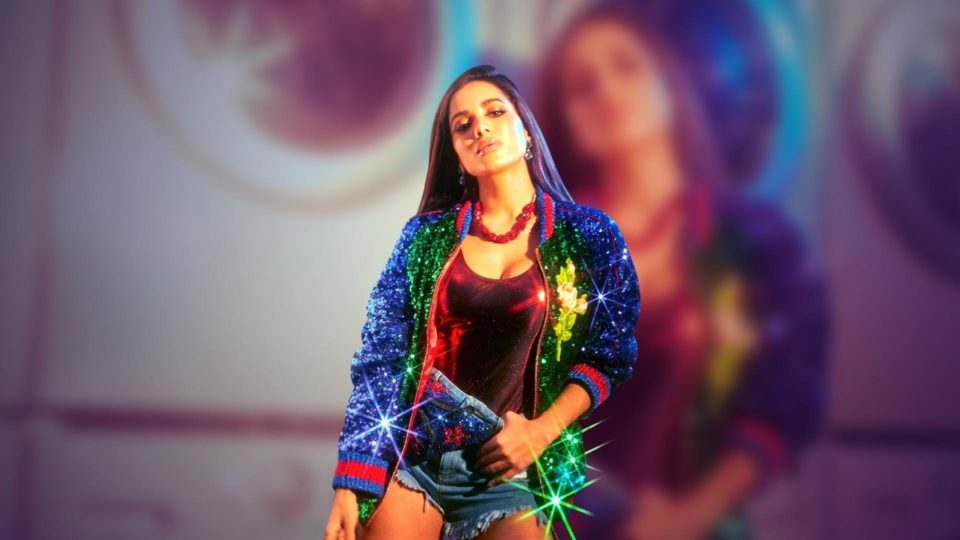 Anitta volta a cantar em espanhol com a nova música ‘Medicina’