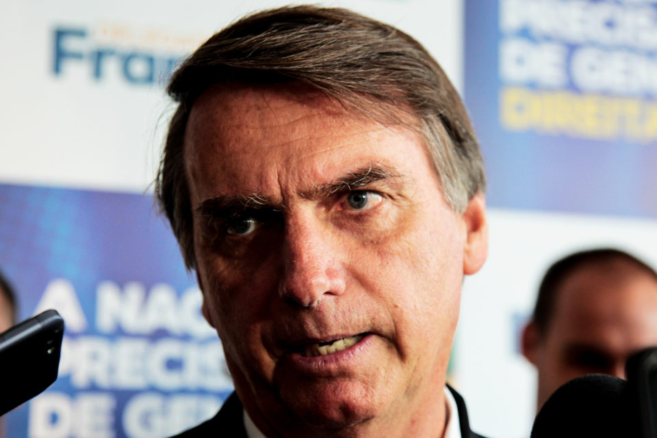 No Pará, Bolsonaro defende PM por massacre em Carajás