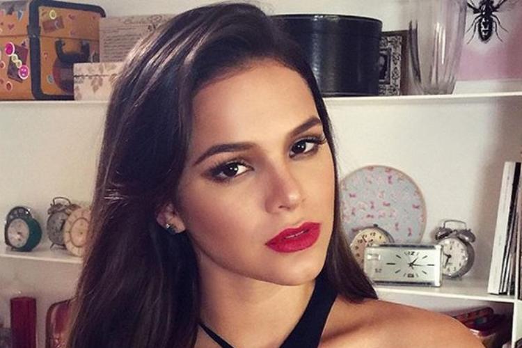 Marquezine supera Anitta e se torna a brasileira mais seguida