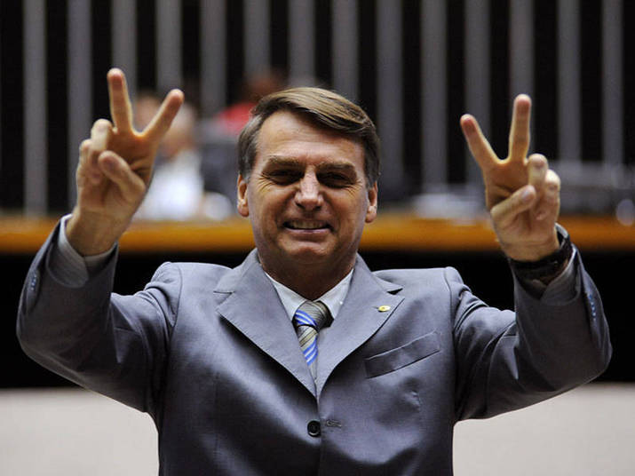 Adeptos de Bolsonaro quadruplicam sua relevância na rede